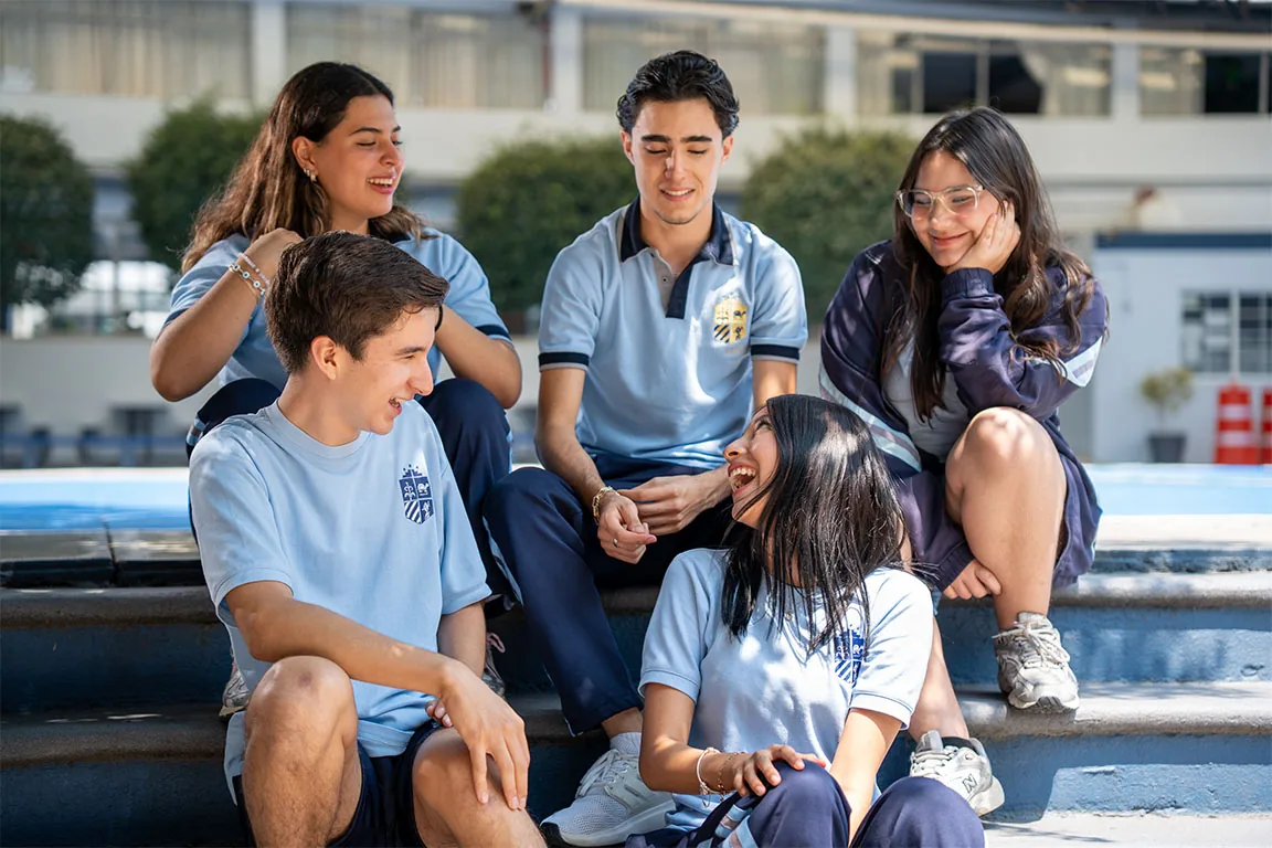 Primaria Bilingüe Montessori · Colegio OQUETZA